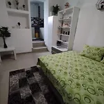 Apartment Tomis Promenada