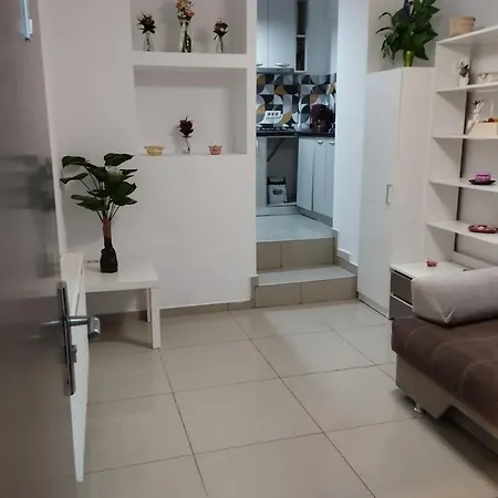 Tomis Promenada Daire Köstence