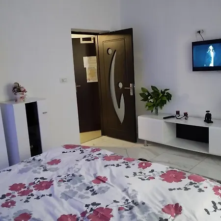 Tomis Promenada Apartment